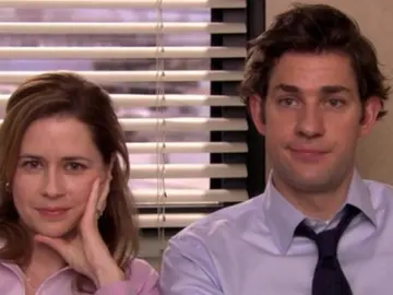 Pam y Jim en 'The Office' Pam y Jim en 'The Office'