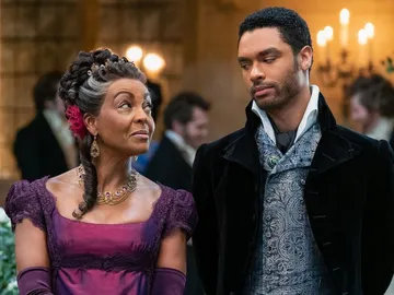'Los Bridgerton': Lady Danbury aclara contundente la salida de Regé-Jean Page tras muchos rumores 'Los Bridgerton': Lady Danbury aclara contundente la salida de Regé-Jean Page tras muchos rumores