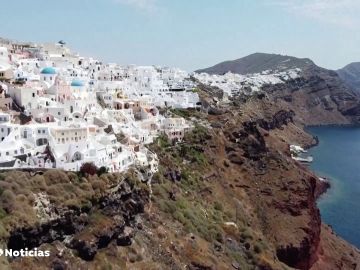 España se confía al pasaporte covid frente a la ofertas agresivas de países como Grecia para atraer turistas