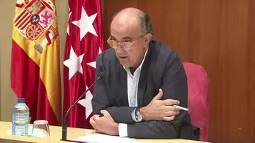 Antonio Zapatero: "Necesitamos más vacunas o nos veremos obligados a cerrar los puntos de vacunación masiva" Antonio Zapatero: "Necesitamos más vacunas o nos veremos obligados a cerrar los puntos de vacunación masiva"