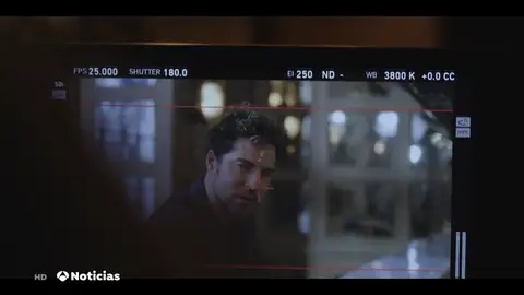 Vuelve, vuelve: el último tema de David Bisbal junto a la mexicana Danna Paola Vuelve, vuelve: el último tema de David Bisbal junto a la mexicana Danna Paola