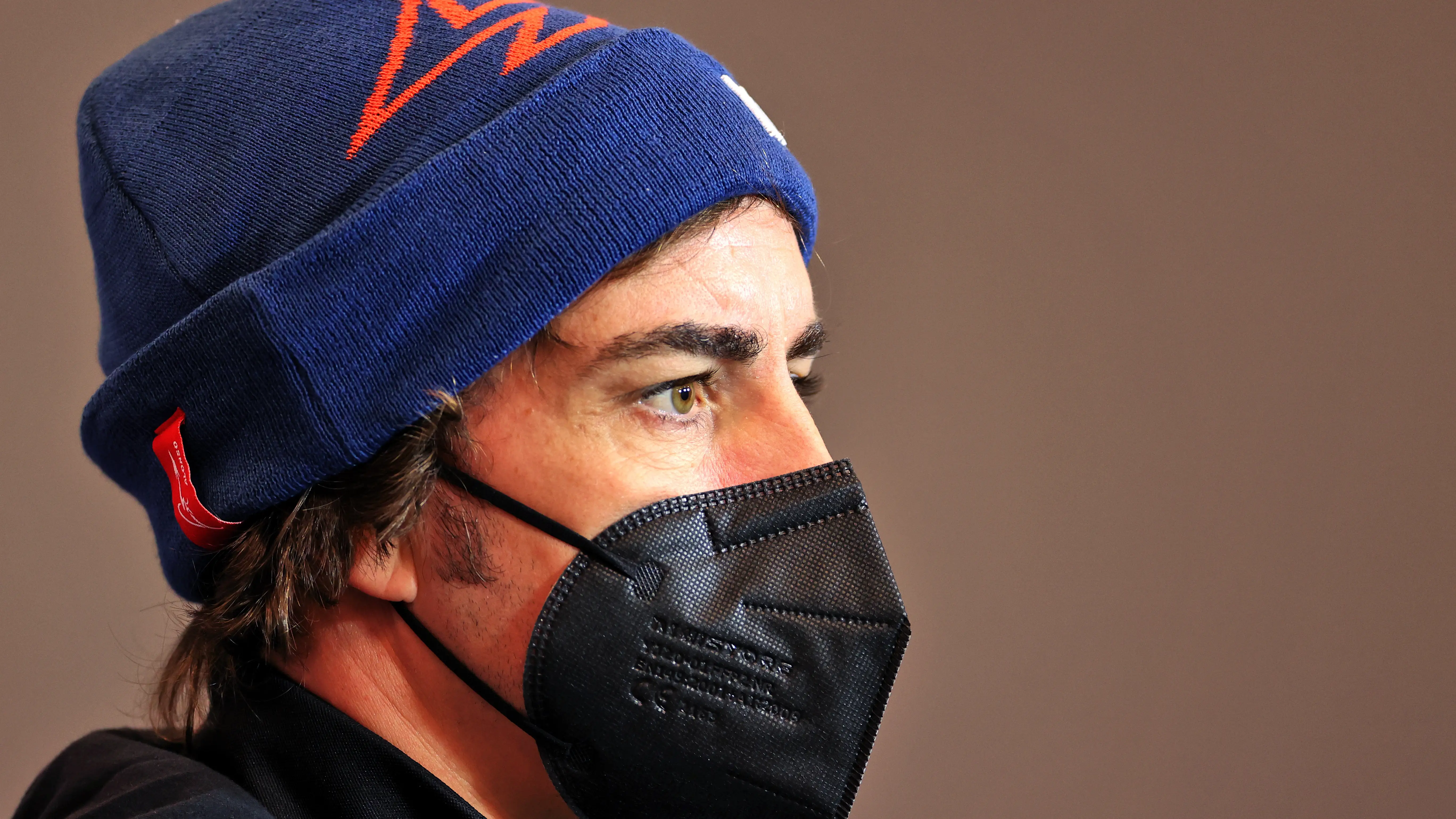 Fernando Alonso, autocrítico tras la clasificación: "No fui rápido ni maximicé el rendimiento del coche" Fernando Alonso, autocrítico tras la clasificación: "No fui rápido ni maximicé el rendimiento del coche"