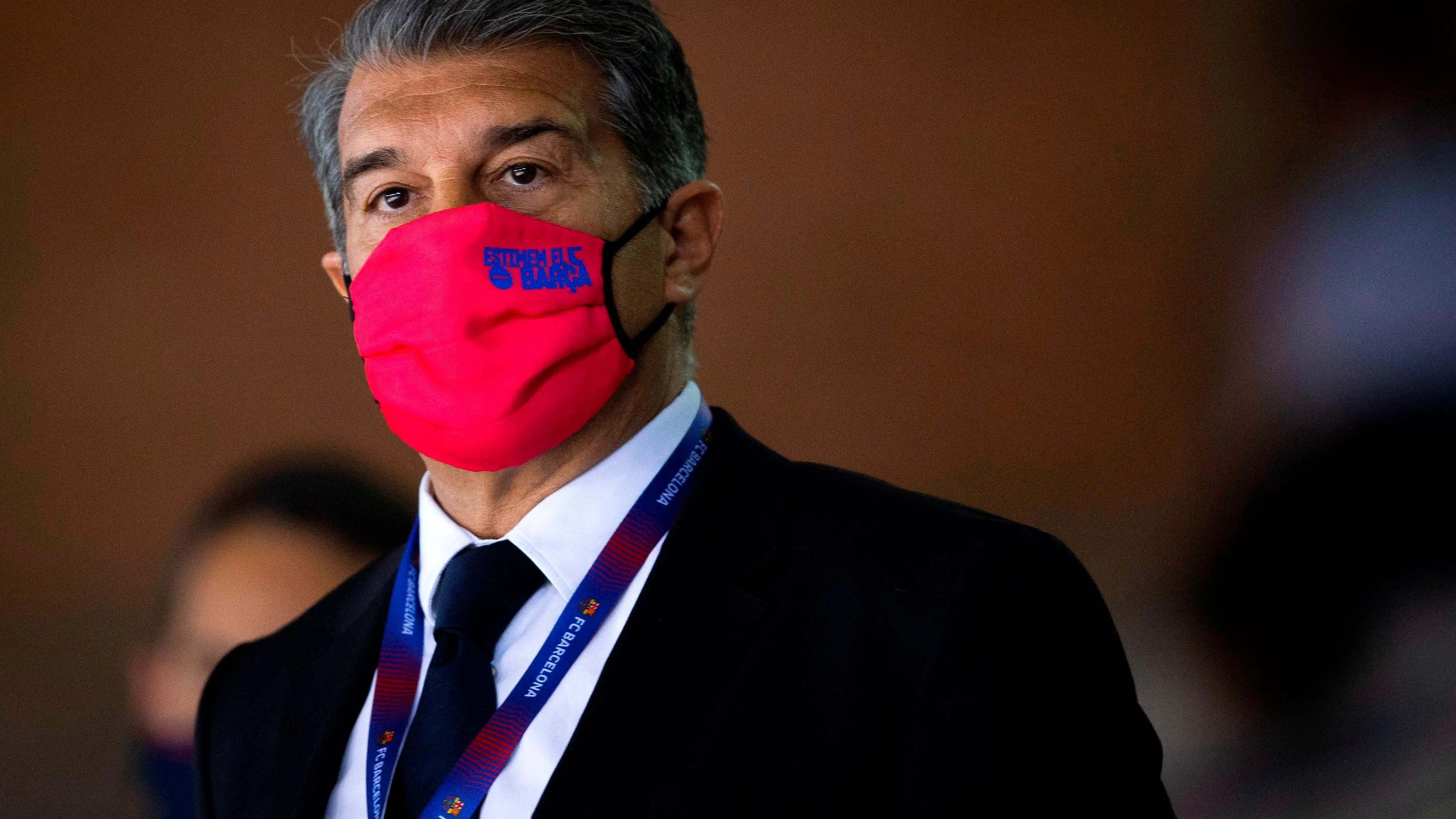 Joan Laporta enloquece en el vestuario del Barcelona tras ganar la Copa del Rey