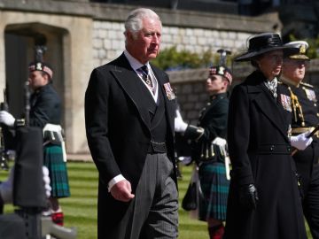 Las lágrimas del príncipe Carlos en el funeral de su padre, el Duque de Edimburgo