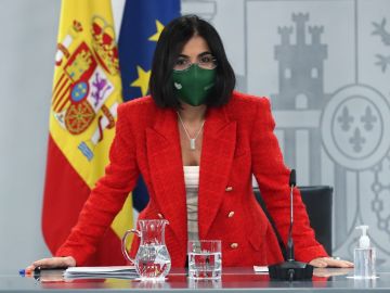 La ministra de Sanidad, Carolina Darias