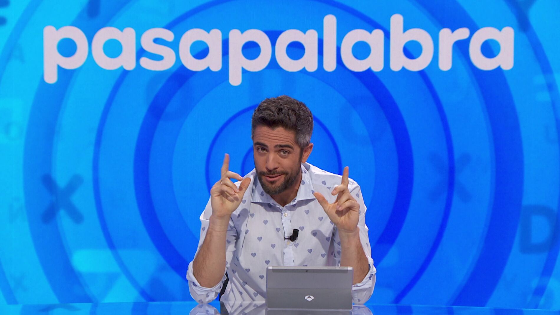 Roberto Leal desvela la primera pista de la Mariposa: "Surco los cielos desde tiempos inmemorables" 