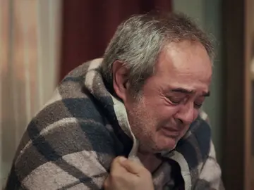 Bahar y Sirin se dan cuenta del grave problema de Enver tras la muerte de Hatice Bahar y Sirin se dan cuenta del grave problema de Enver tras la muerte de Hatice