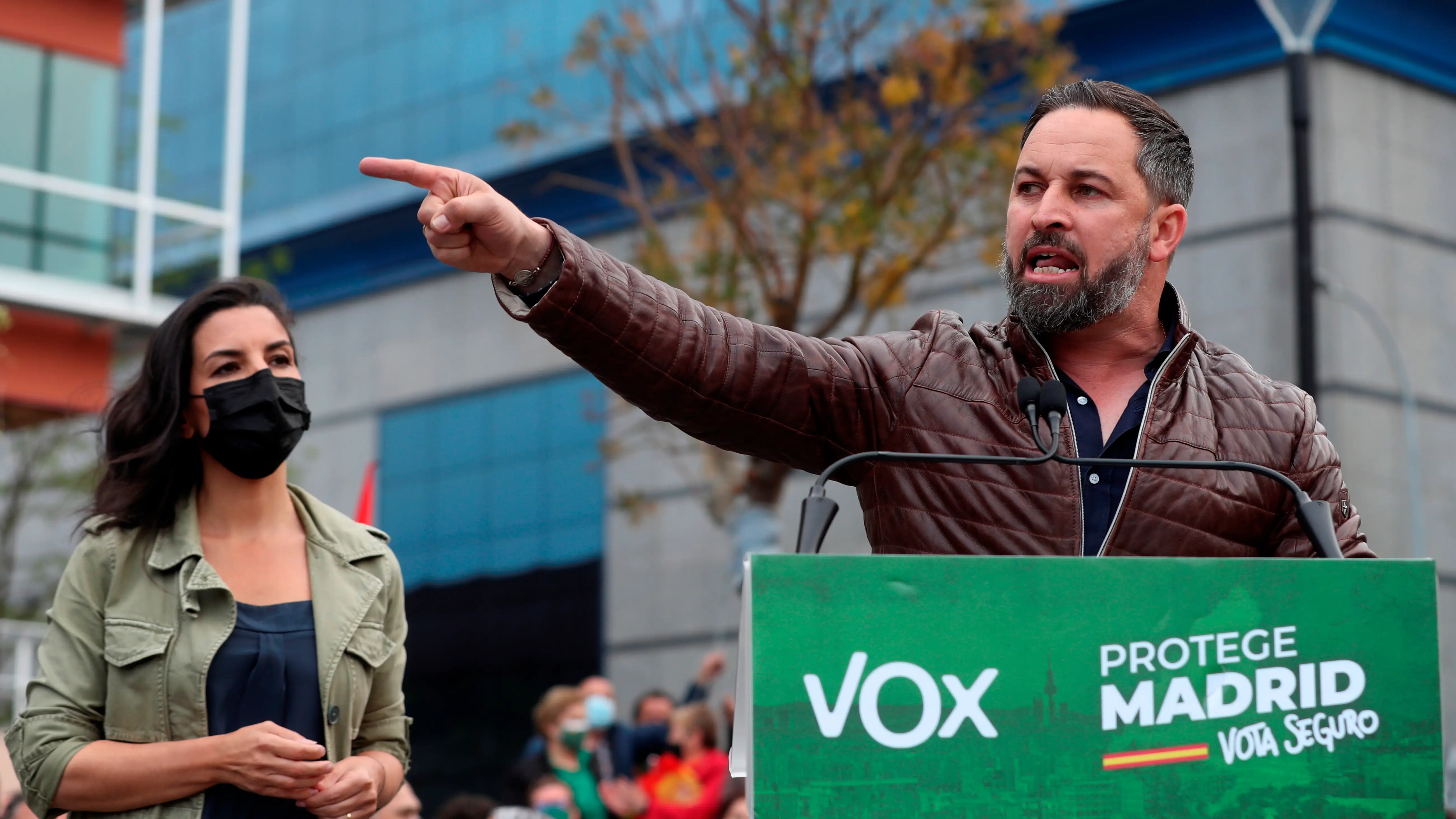 a Guardia Civil analiza una carta sospechosa enviada a Santiago Abascal desde Barcelona a Guardia Civil analiza una carta sospechosa enviada a Santiago Abascal desde Barcelona