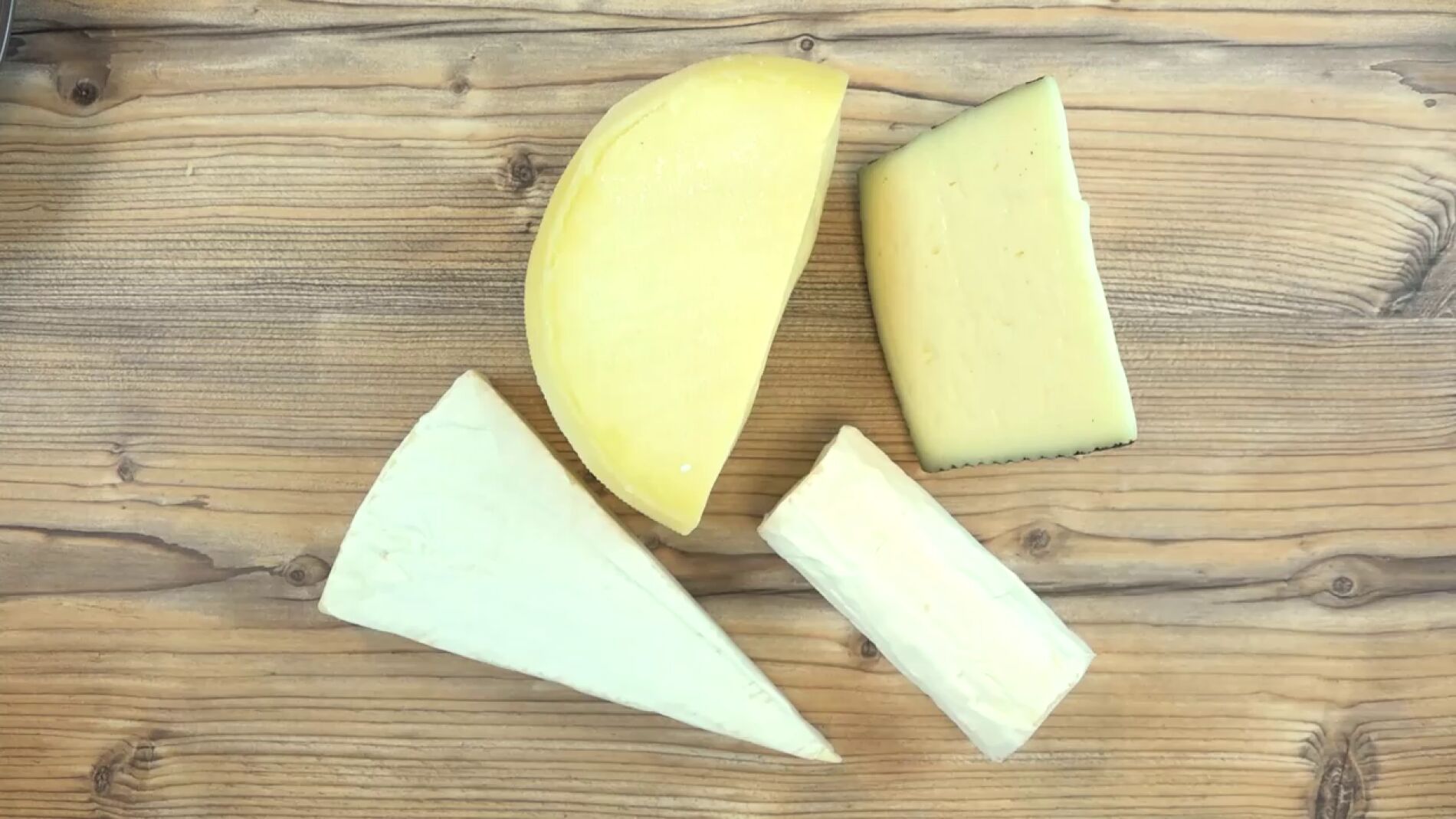 As&iacute; es como deber&iacute;as cortar cada tipo de queso