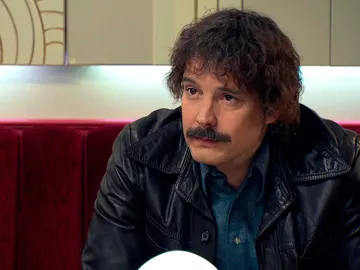 Guillermo confiesa a Cristina sus sentimientos por Estefanía Guillermo confiesa a Cristina sus sentimientos por Estefanía