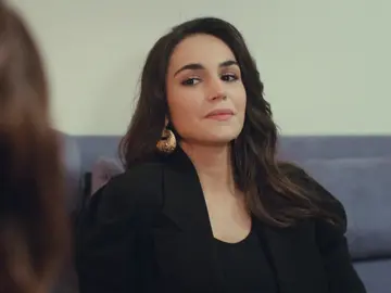 Bersan regresa por sorpresa… para estafar a Ceyda y a Bahar Bersan regresa por sorpresa… para estafar a Ceyda y a Bahar