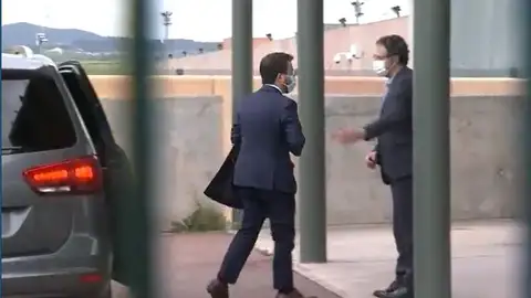 Se reúnen en la cárcel de Llenoders, en Barcelona Se reúnen en la cárcel de Llenoders, en Barcelona