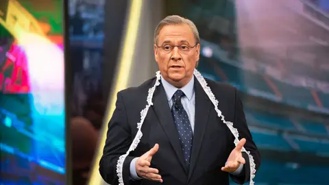 Florentino Pérez, con una 'superliga' en 'El Hormiguero 3.0': "Se han ido todos del grupo de WhatsApp" Florentino Pérez, con una 'superliga' en 'El Hormiguero 3.0': "Se han ido todos del grupo de WhatsApp"