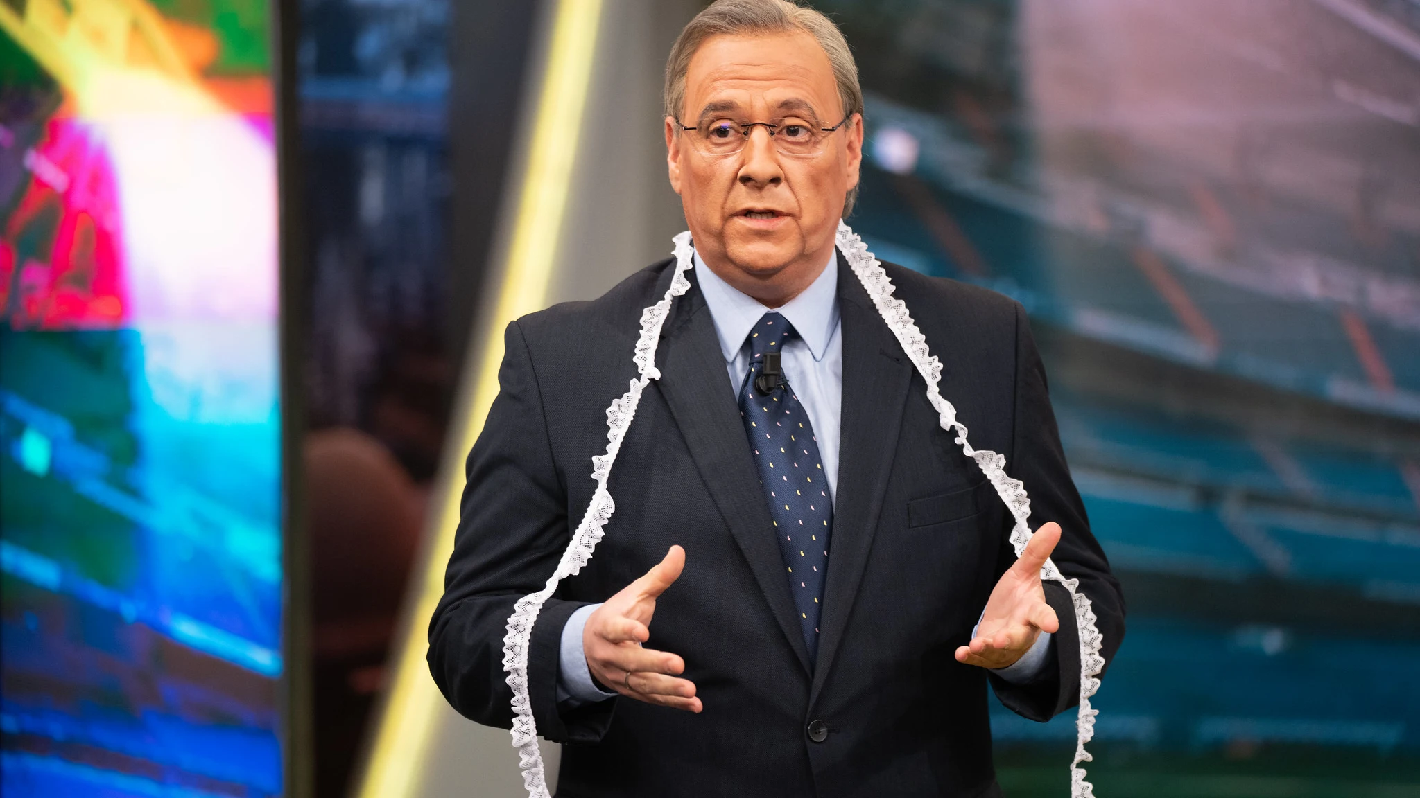 Florentino Pérez, con una 'superliga' en 'El Hormiguero 3.0': "Se han ido todos del grupo de WhatsApp" Florentino Pérez, con una 'superliga' en 'El Hormiguero 3.0': "Se han ido todos del grupo de WhatsApp"