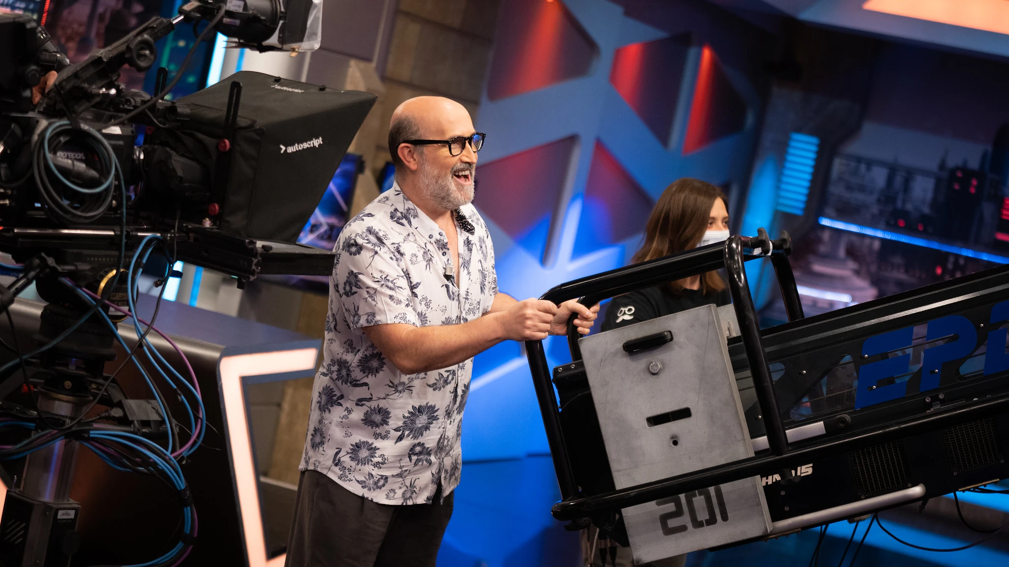 ¡A los mandos! Javier Cámara, más cámara que nunca en 'El Hormiguero 3.0' ¡A los mandos! Javier Cámara, más cámara que nunca en 'El Hormiguero 3.0'