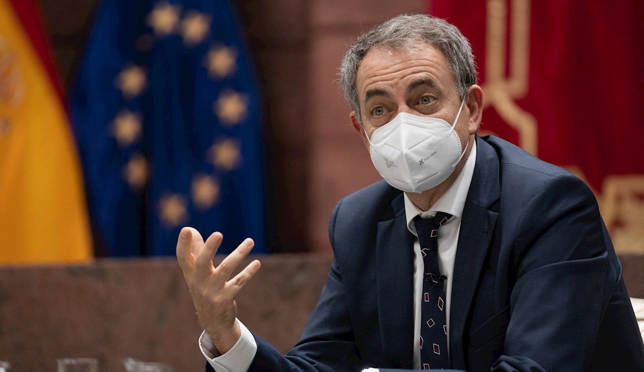 A3 Noticias 2 (28-04-21) Correos intercepta una carta con dos balas dirigida a José Luis Rodríguez Zapatero A3 Noticias 2 (28-04-21) Correos intercepta una carta con dos balas dirigida a José Luis Rodríguez Zapatero