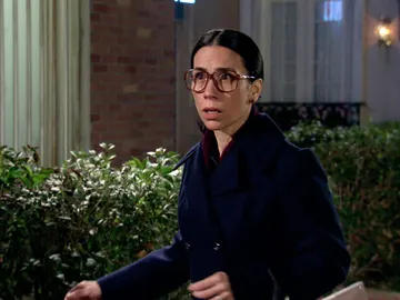 ¿Quién ayudó a Manolita a eliminar las pruebas del homicidio? ¿Quién ayudó a Manolita a eliminar las pruebas del homicidio?