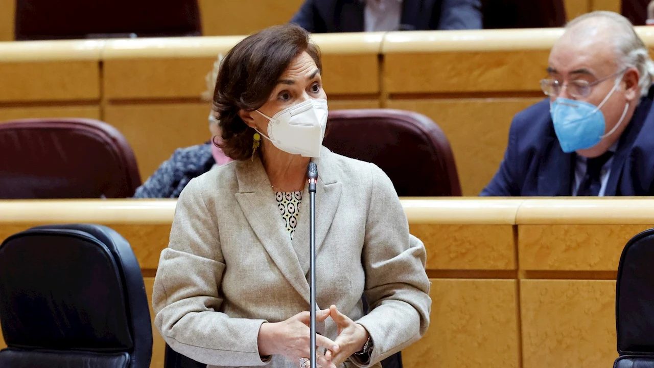 La vicepresidenta del Gobierno, Carmen Calvo, interviene durante la sesión de control al Gobierno La vicepresidenta del Gobierno, Carmen Calvo, interviene durante la sesión de control al Gobierno