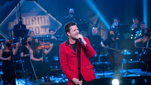 Dani Martín enamora en 'El Hormiguero 3.0' cantando 'Cómo me gustaría contarte' en directo Dani Martín enamora en 'El Hormiguero 3.0' cantando 'Cómo me gustaría contarte' en directo