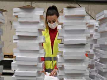 El PP denuncia al CIS ante la Junta Electoral por seguir haciendo encuestas sobre las elecciones en Madrid