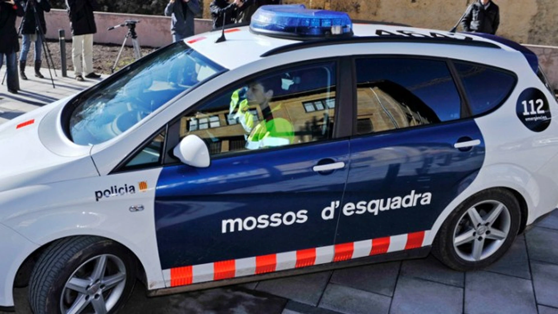 Un hombre en estado grave tras recibir un tiro en el pecho en una terraza del Eixample, en Barcelona