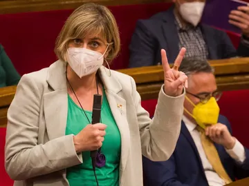 La consellera de Salud, Alba Vergès, durante el pleno del Parlament La consellera de Salud, Alba Vergès, durante el pleno del Parlament