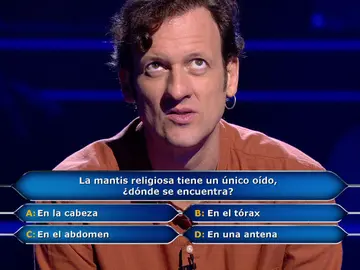 Edu Soto recibe el ‘ataque’ de la mantis religiosa en ‘¿Quién quiere ser millonario?’: ¿se arriesga o juega por 30.000€? Edu Soto recibe el ‘ataque’ de la mantis religiosa en ‘¿Quién quiere ser millonario?’: ¿se arriesga o juega por 30.000€?