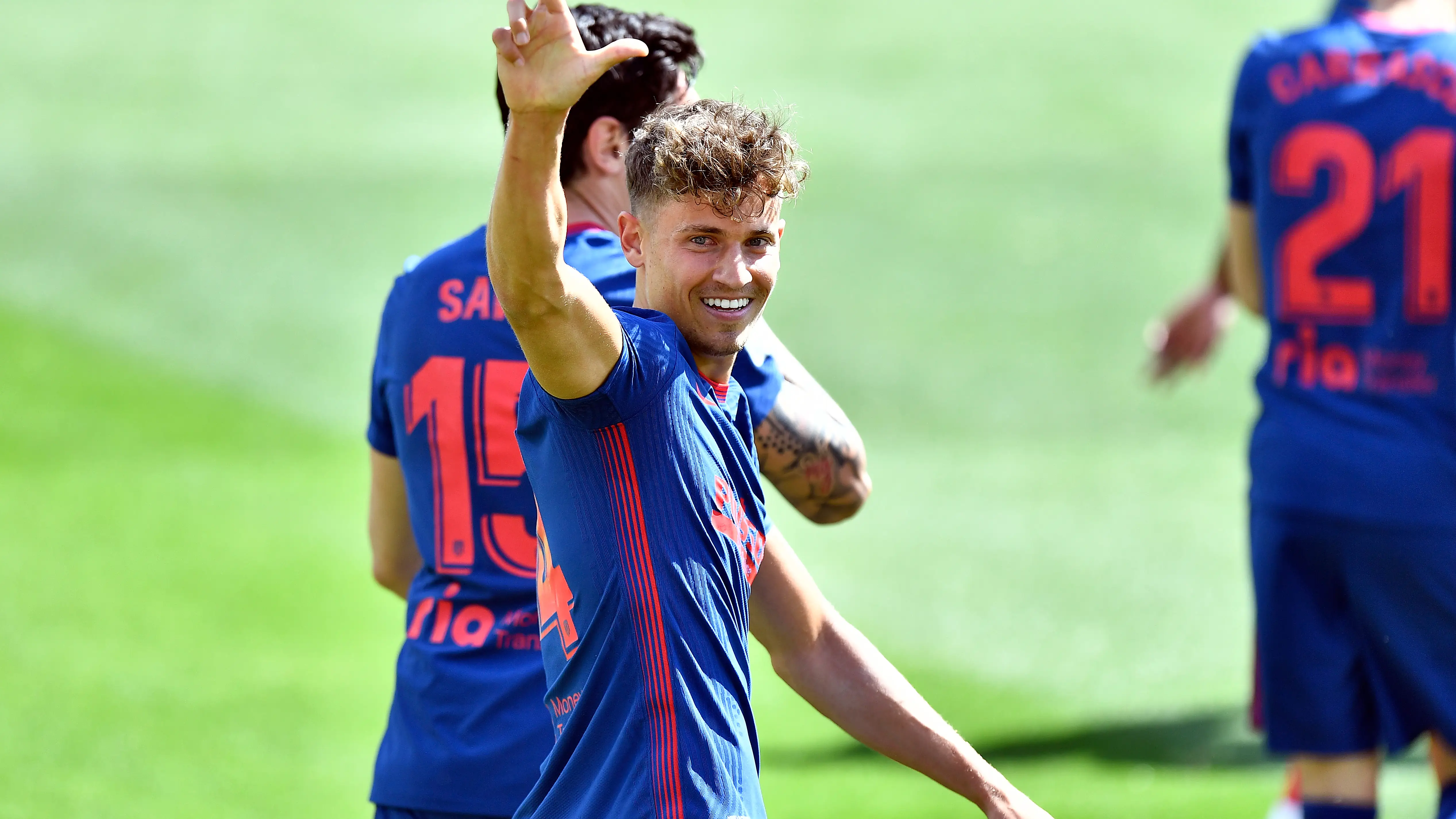 Marcos Llorente mantiene líder al Atlético de Madrid tras ganar al Elche por la mínima Marcos Llorente mantiene líder al Atlético de Madrid tras ganar al Elche por la mínima