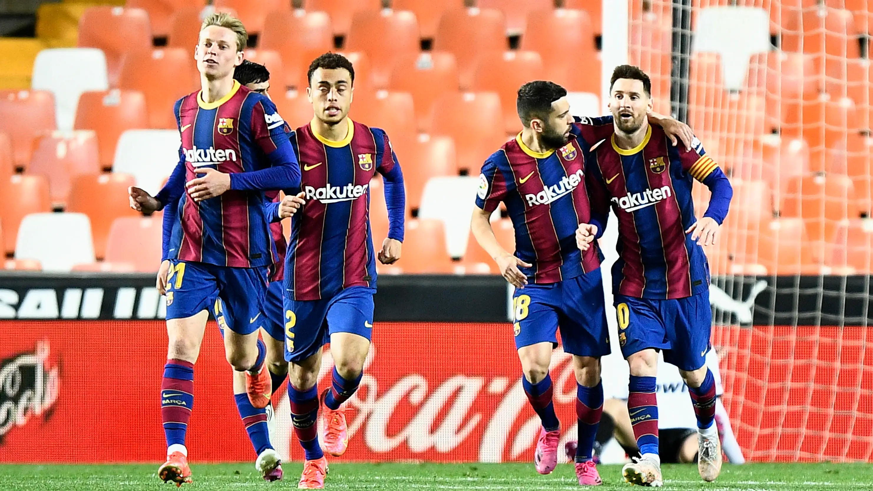 El Barcelona remonta ante el Valencia y se jugará la Liga ante el Atlético de Madrid El Barcelona remonta ante el Valencia y se jugará la Liga ante el Atlético de Madrid