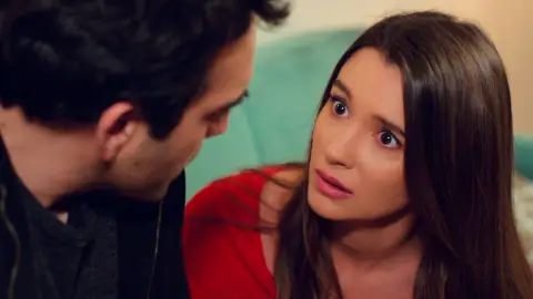 Candan calma el pánico de Demir, a punto de perder a Öykü en manos de Cemal 'Mi hija'