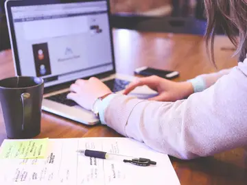 Seis mujeres madres y líderes de grandes empresas tecnológicas Seis mujeres madres y líderes de grandes empresas tecnológicas