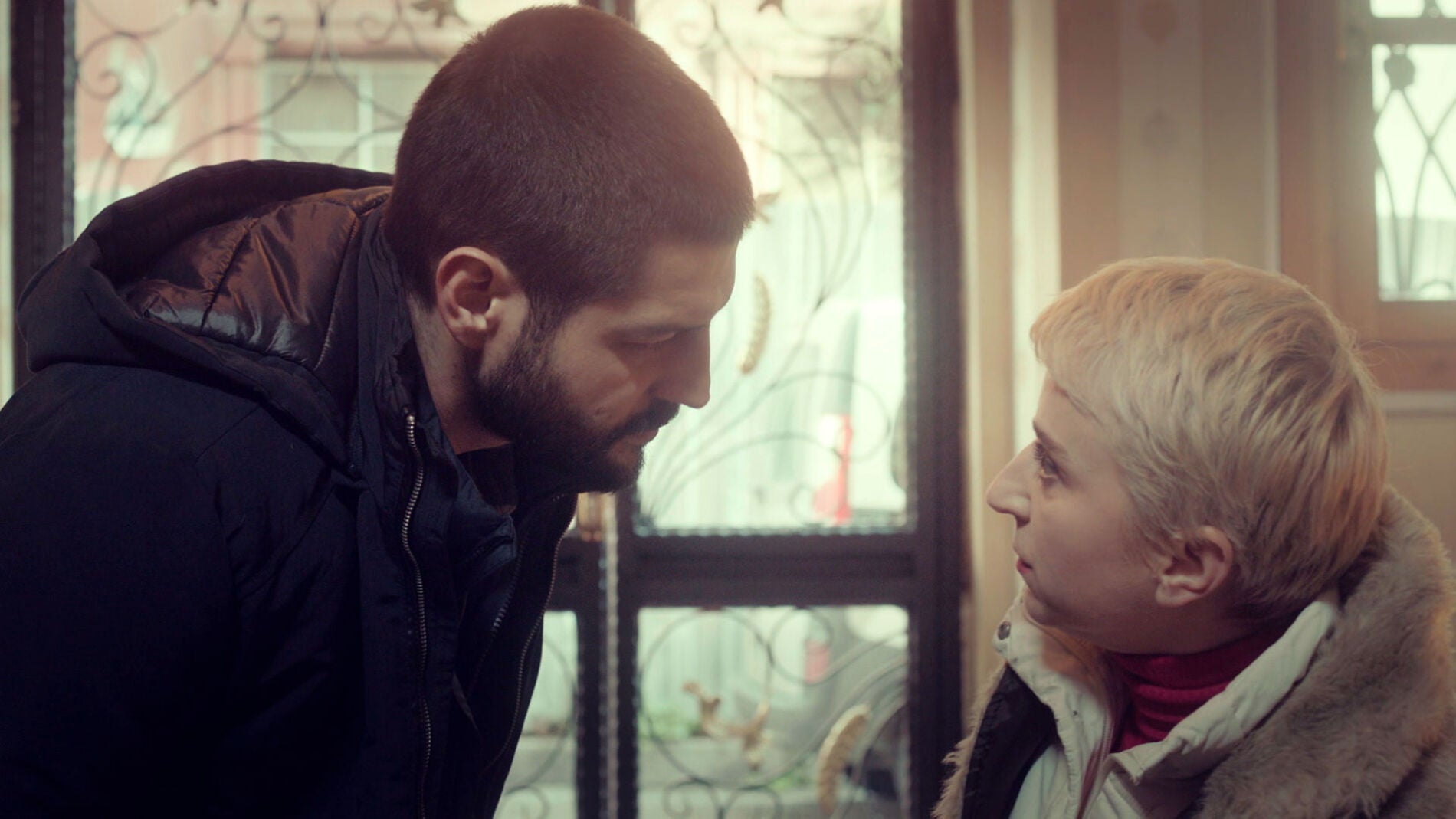 Cemal, a un paso de la prueba definitiva para saber la verdad: "¿Öykü es mi hija?"