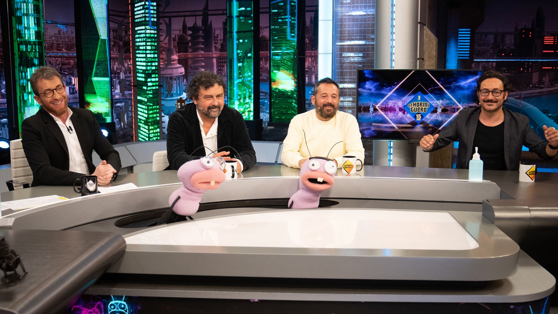 'Los hombres de Paco' descubren las identidades de personajes famosos de pel&iacute;culas en 'El Hormiguero 3.0'