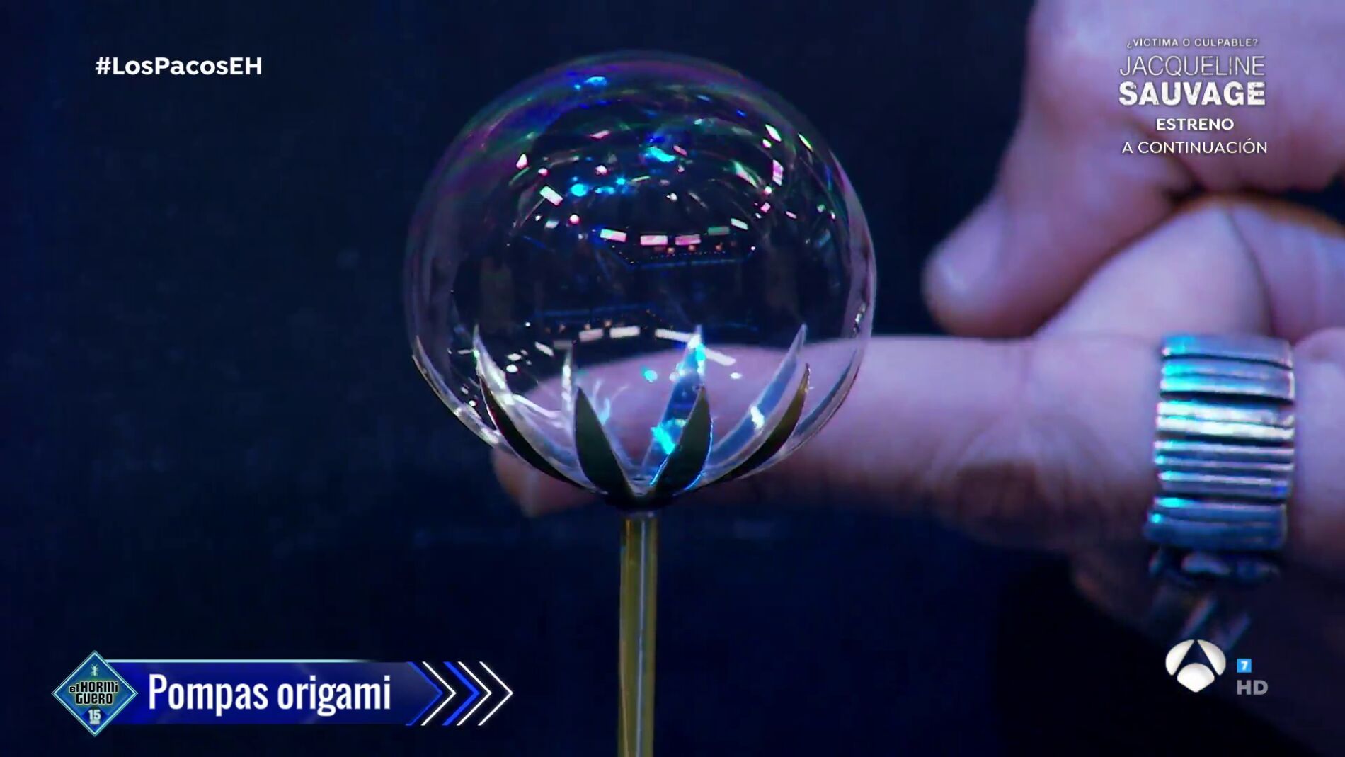 Pompas y origami, la fusión imposible y a la vez perfecta para crear un bonito experimento