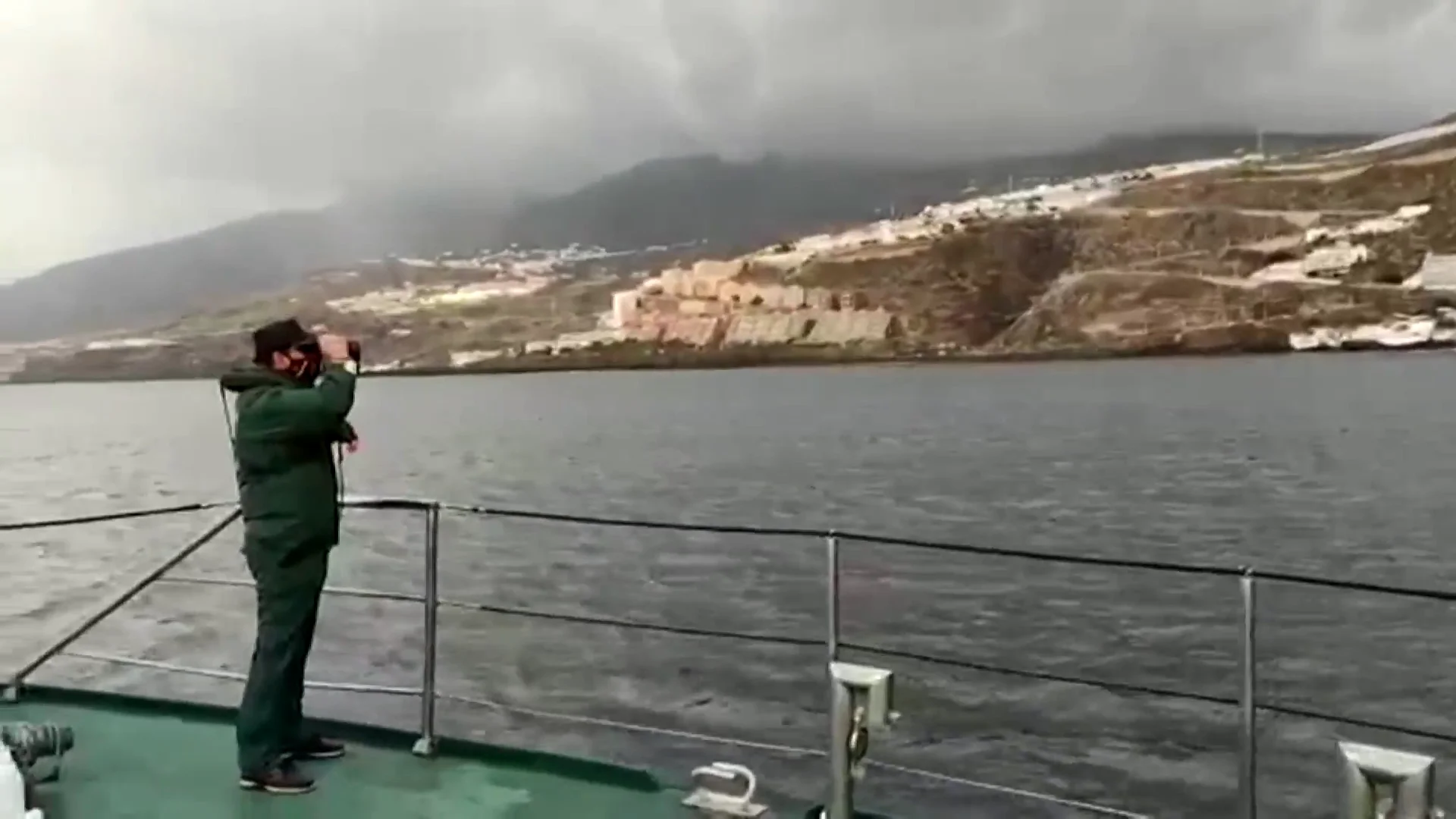 El padre de las niñas desaparecidas en Tenerife pudo haber desactivado el GPS de la embarcación El padre de las niñas desaparecidas en Tenerife pudo haber desactivado el GPS de la embarcación