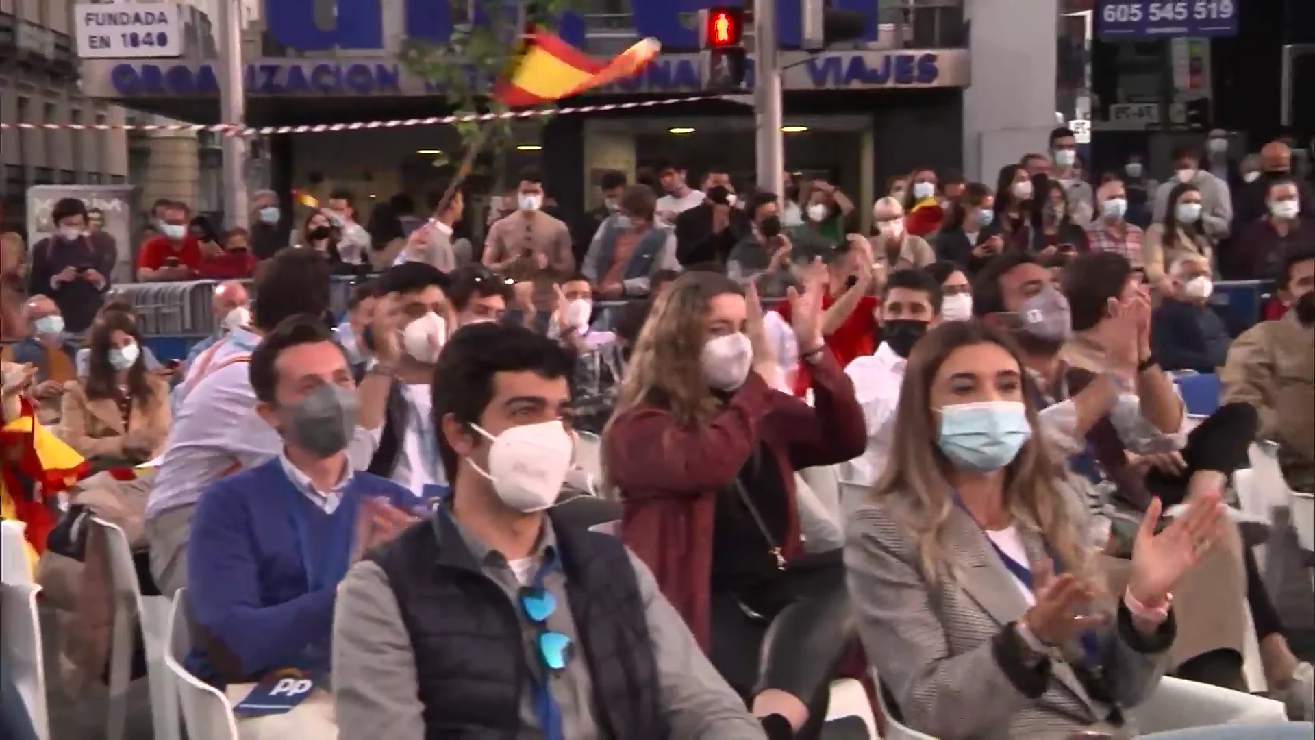 Ambiente festivo en la sede del PP por la posible victoria de Isabel D&iacute;az Ayuso, la &uacute;ltima celebraci&oacute;n en G&eacute;nova 