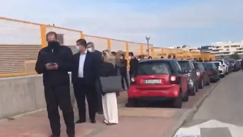 Largas colas en Madrid para votar en las elecciones Largas colas en Madrid para votar en las elecciones