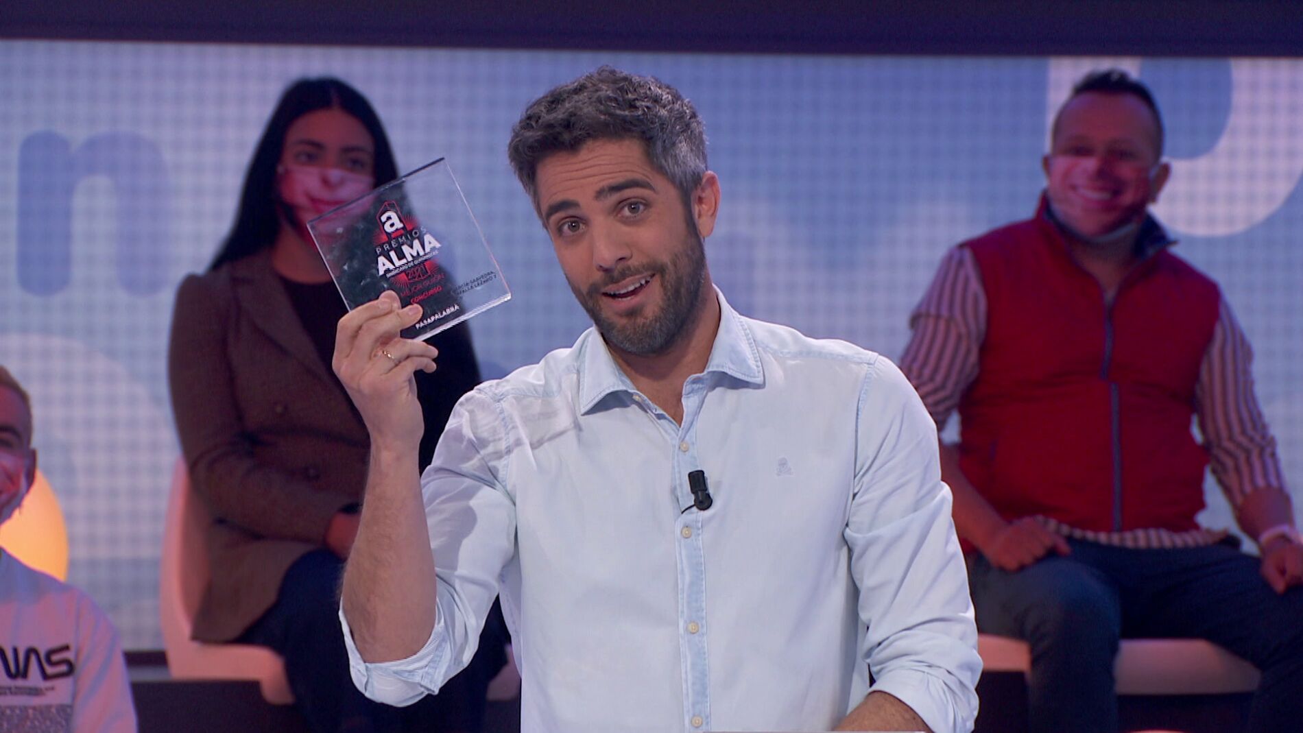 El equipo de guion de &lsquo;Pasapalabra&rsquo; recibe el premio ALMA: &ldquo;Orgullosos de vosotros&rdquo; 