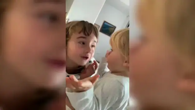 El tierno vídeo de Anna y Olivia, las niñas desaparecidas en Tenerife, que su madre pide que se difunda El tierno vídeo de Anna y Olivia, las niñas desaparecidas en Tenerife, que su madre pide que se difunda