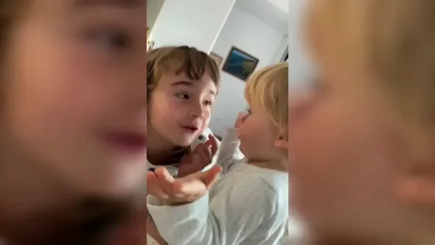 El tierno vídeo de Anna y Olivia, las niñas desaparecidas en Tenerife, que su madre pide que se difunda El tierno vídeo de Anna y Olivia, las niñas desaparecidas en Tenerife, que su madre pide que se difunda