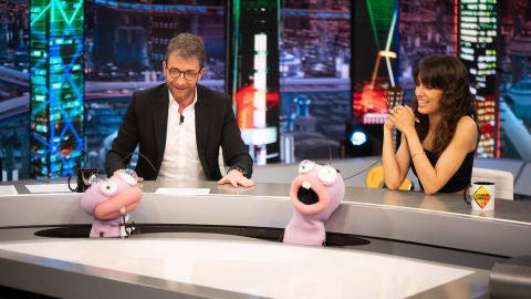 ¿Piernas de hombre o de mujer? El reto de Trancas y Barrancas para Hiba Abouk