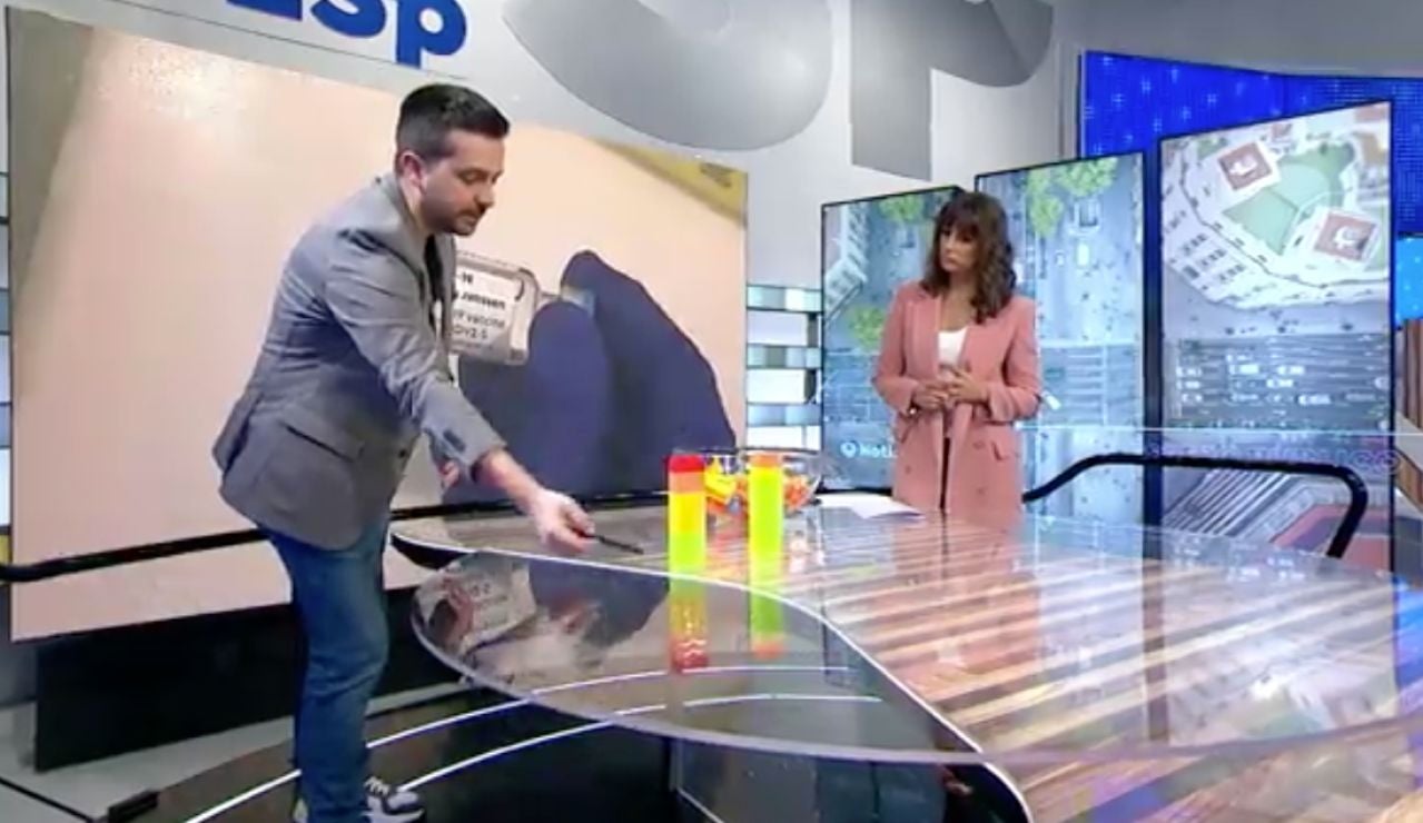 Espejo Público (14-05-21) Enfermera saturada: "Las vacunas no son contra el virus, sino contra la enfermedad que desarrolla" Espejo Público (14-05-21) Enfermera saturada: "Las vacunas no son contra el virus, sino contra la enfermedad que desarrolla"