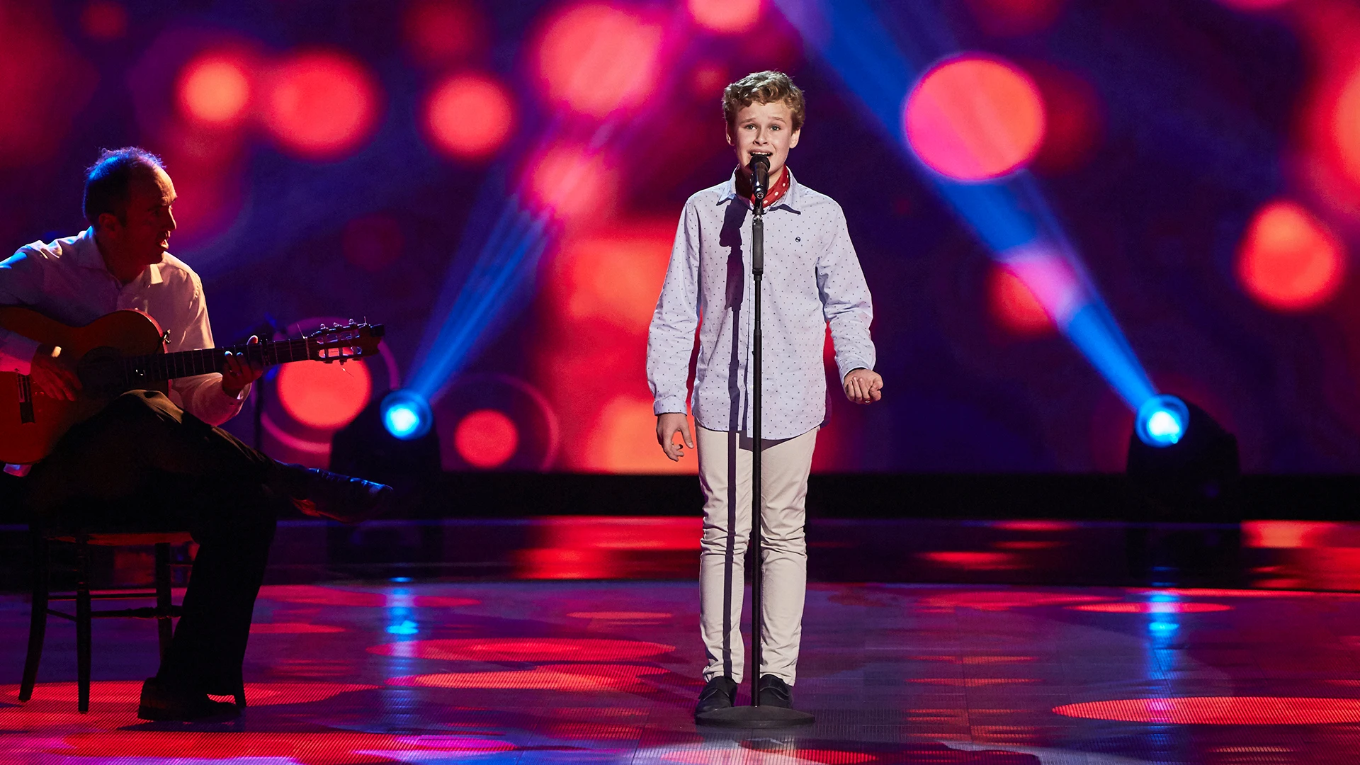 Rafael Velázquez canta ‘Que no daría yo’ en las Audiciones a ciegas