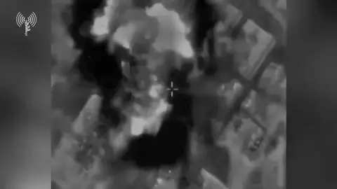 Así ha sido el bombardeo a la casa del 'número 2' de Hamás en Gaza Así ha sido el bombardeo a la casa del 'número 2' de Hamás en Gaza