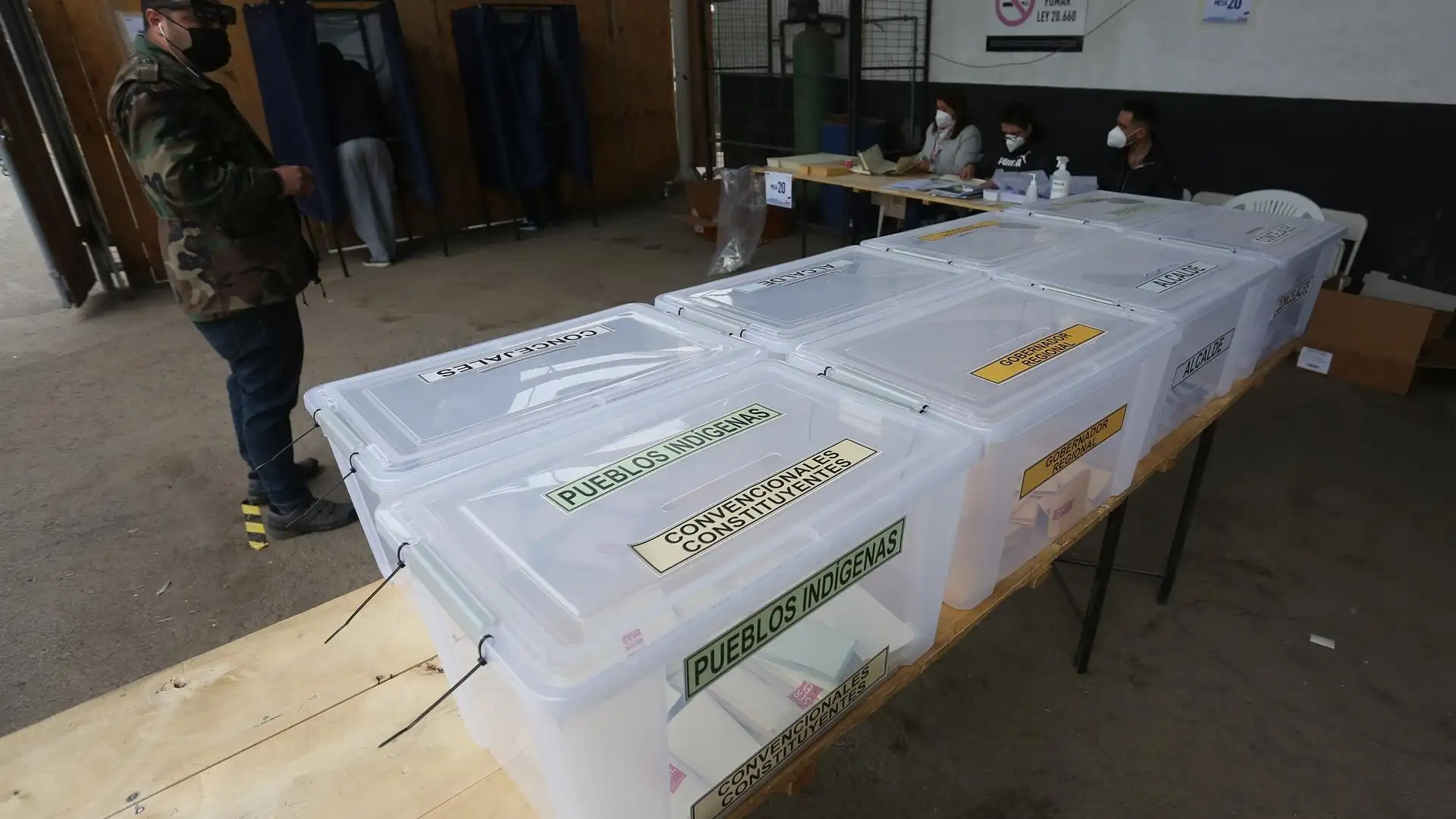 Chile celebra las elecciones más importantes de las últimas décadas de las que saldrá una nueva Constitución Chile celebra las elecciones más importantes de las últimas décadas de las que saldrá una nueva Constitución