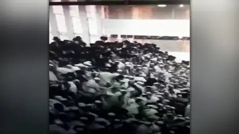 Derrumbe de una grada en una sinagoga en Cisjordania Derrumbe de una grada en una sinagoga en Cisjordania