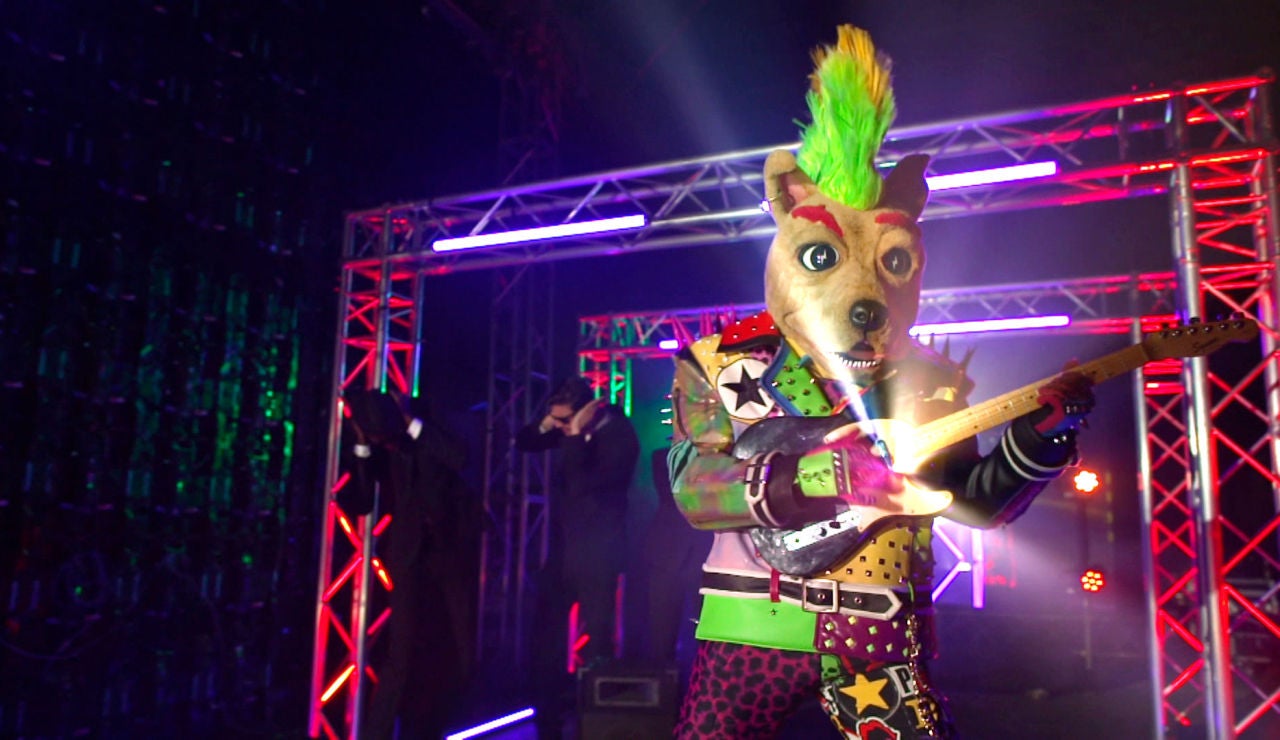 La máscara más punky y rockera de ‘Mask Singer 2’: “Perro es un cierra bares” La máscara más punky y rockera de ‘Mask Singer 2’: “Perro es un cierra bares”