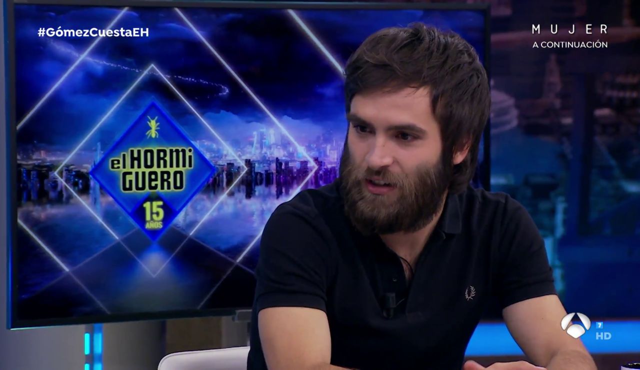 Pablo Motos sorpende a Ricardo Gómez con sus extraños utensilios de cocina Pablo Motos sorpende a Ricardo Gómez con sus extraños utensilios de cocina