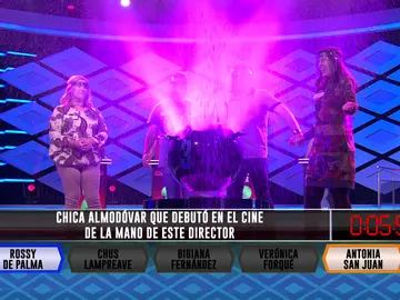 Almodóvar y sus actrices hacen explotar la tercera bomba de ‘Libérrimos’ Almodóvar y sus actrices hacen explotar la tercera bomba de ‘Libérrimos’