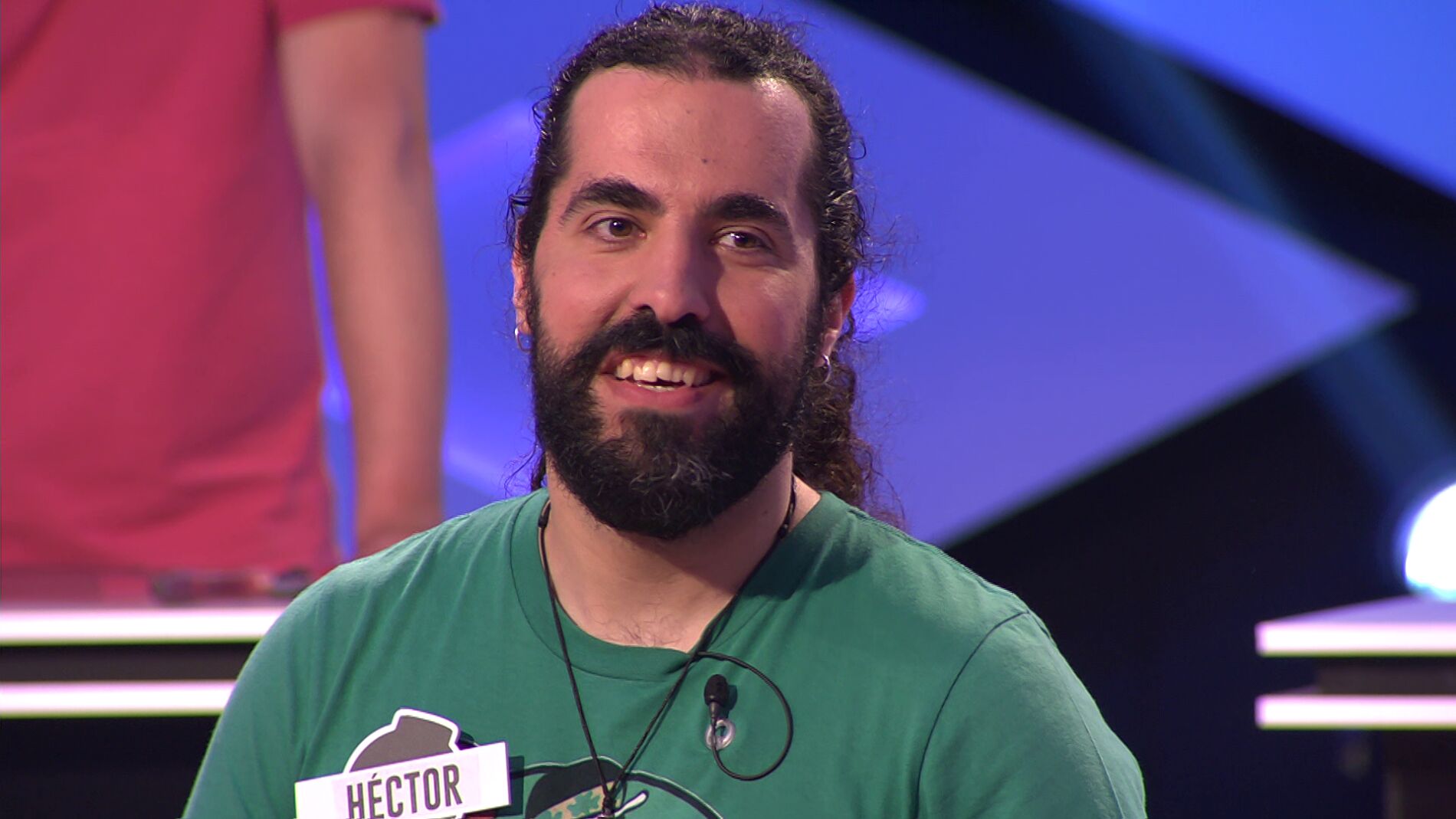 “Entre pianos y cartas de tarot”, la sorprendente historia de Héctor vendimiando